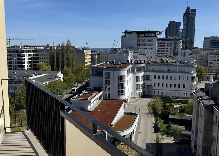 Mewia Przystan 아파트 *